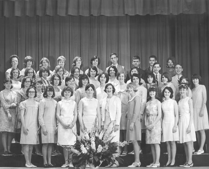 Row 1: ?, ?, Norma Rafferty, Gail Simpson, Judy Walls, Donna Blankenship, Diane Stacy, Carolyn Ogletree, Donna Taliaferro
Row 2: Rene Nickel, Teresa Wiggins, Barbara Whitley, Mary Cox, ?, ?, Jackie Hinely, Cathy Edrington, Becky Cloud, Patty Vaughn, Sandra Haynes, Stephanie Rush, Lera Turner
Row 3: Karen Ralston, Karen Earhart, Debbie Burton, Melinda Douglas, ?, Betty Kay Whitehead, Janice Atkins, ?, ?, Lee Wright
Row 4: Mrs. Singleton, Jean Thweatt, Katrina Lomax, Virginia Shettlesworth, Raylene Sheppard, Karen Kraehmer, Jesse Garner, Don Weldon, James Patterson, ?
Thanks for ID's to Jean Thweatt Hand. mem30.jpg