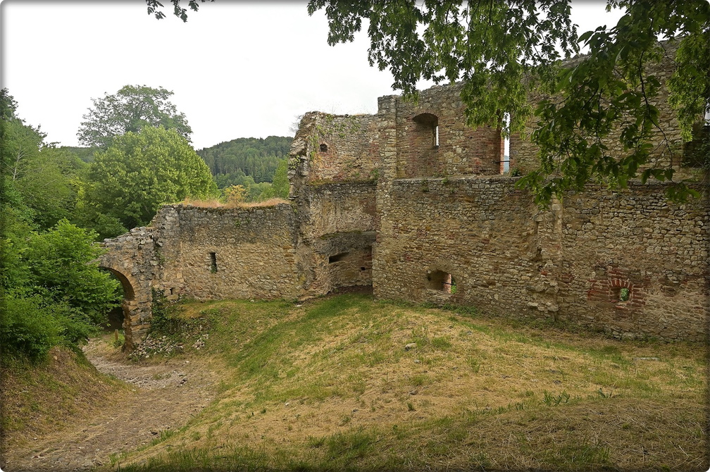 Alsace: Ruines of Castle Ferrette