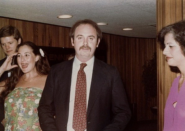 Glenn Gravatt & Terri Gravatt Strickland at left 10th_02.jpg