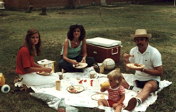 Davis Park - Margaret & Charlie McGrory - 10th_04.jpg 10th_04.jpg