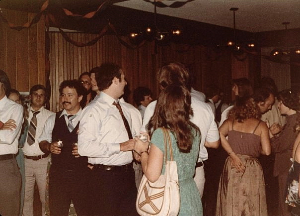 Crowd - 10th_11.jpg 10th_11.jpg